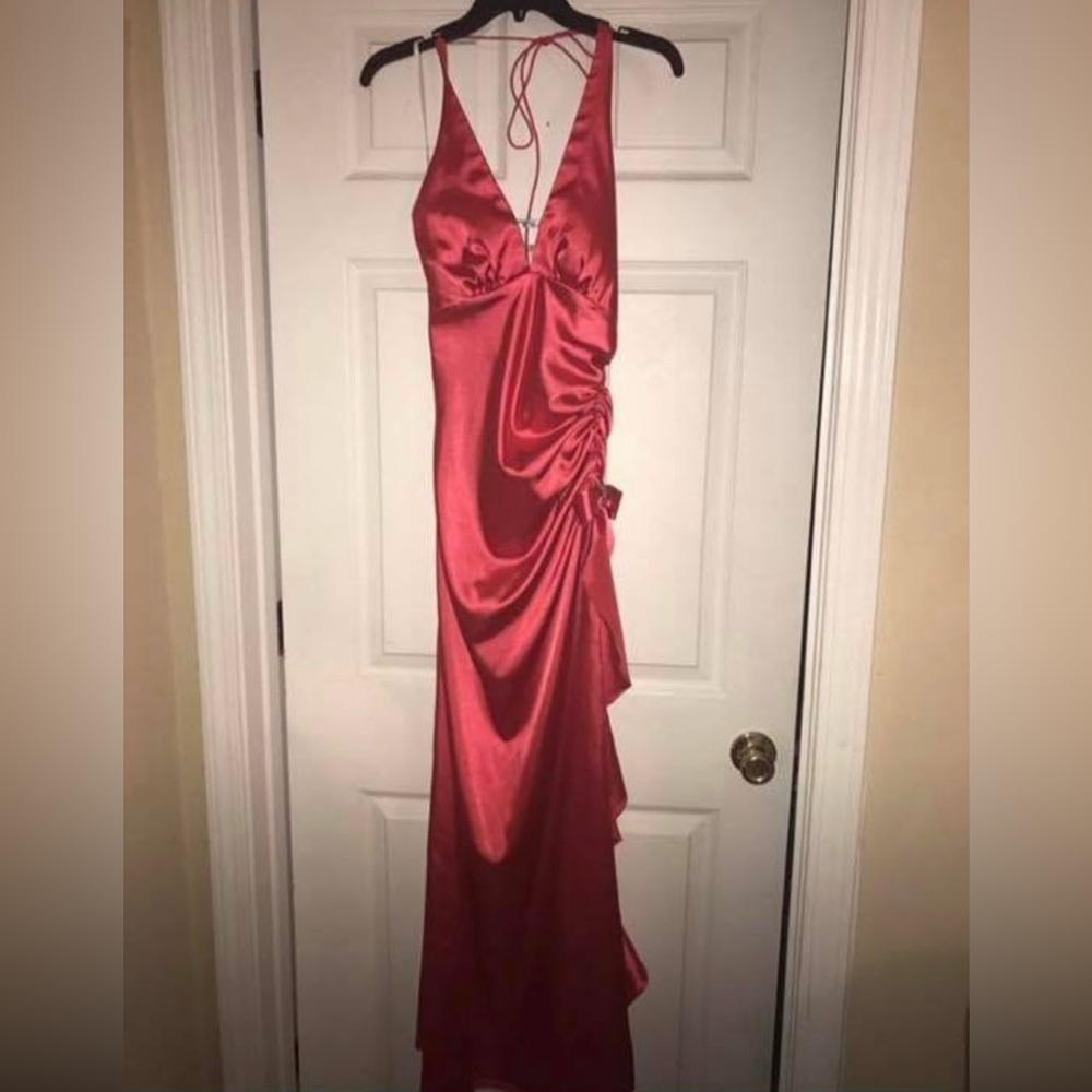Size 3 pink floor length formal gown
